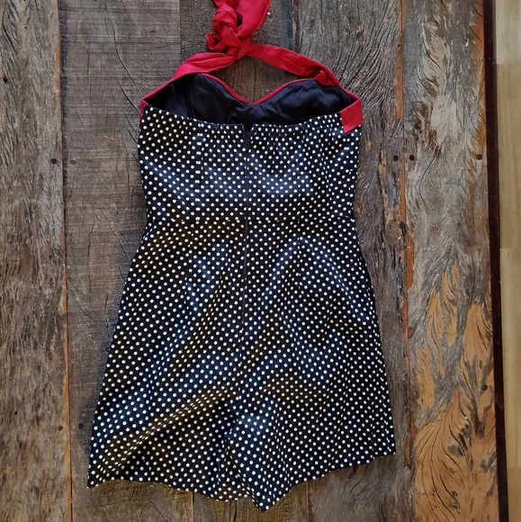 Romper - Picture 2 of 2